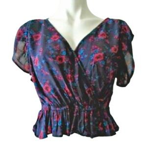 Arizona Jean Co Floral Surplice Top